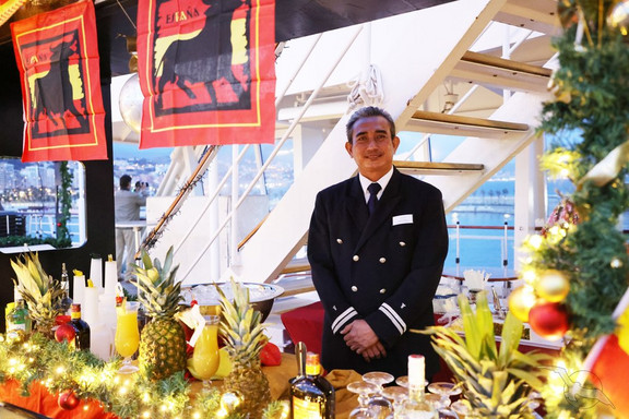 Früchtebuffet an Bord