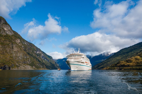 MS Amera auf einer Fjordfahrt