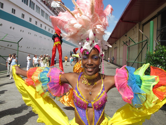 AMR145A Die große 46-Tage-Karibikreise mit MS Amera Tänzerin Trinidad