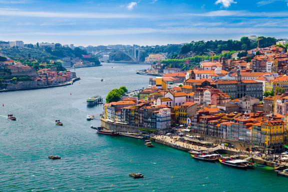 Porto zu Land und  Wasser