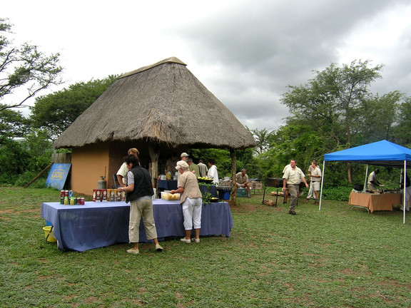 Mittagessen in der Savanne