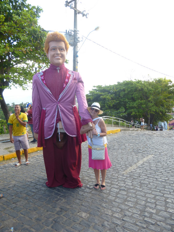 Recife Pappmachefigur