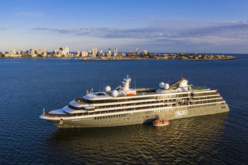 World Voyager