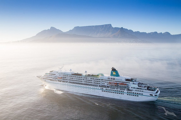 MS Artania am Kap Hoorn