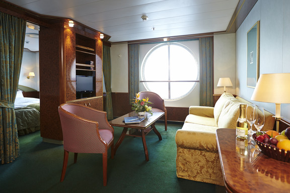 MS Hamburg Suitenbeispiel Kreuzfahrten