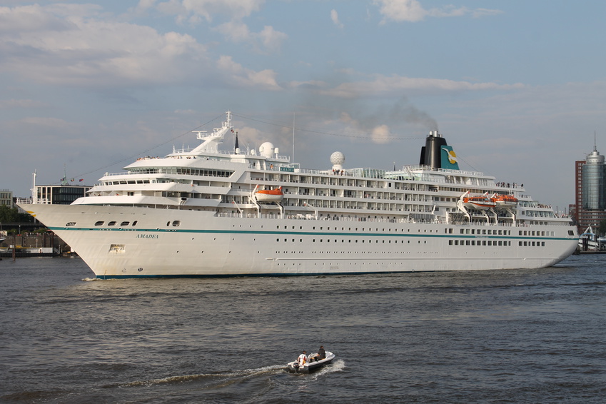 Phoenix Reisen, Traumschiff, Amadea